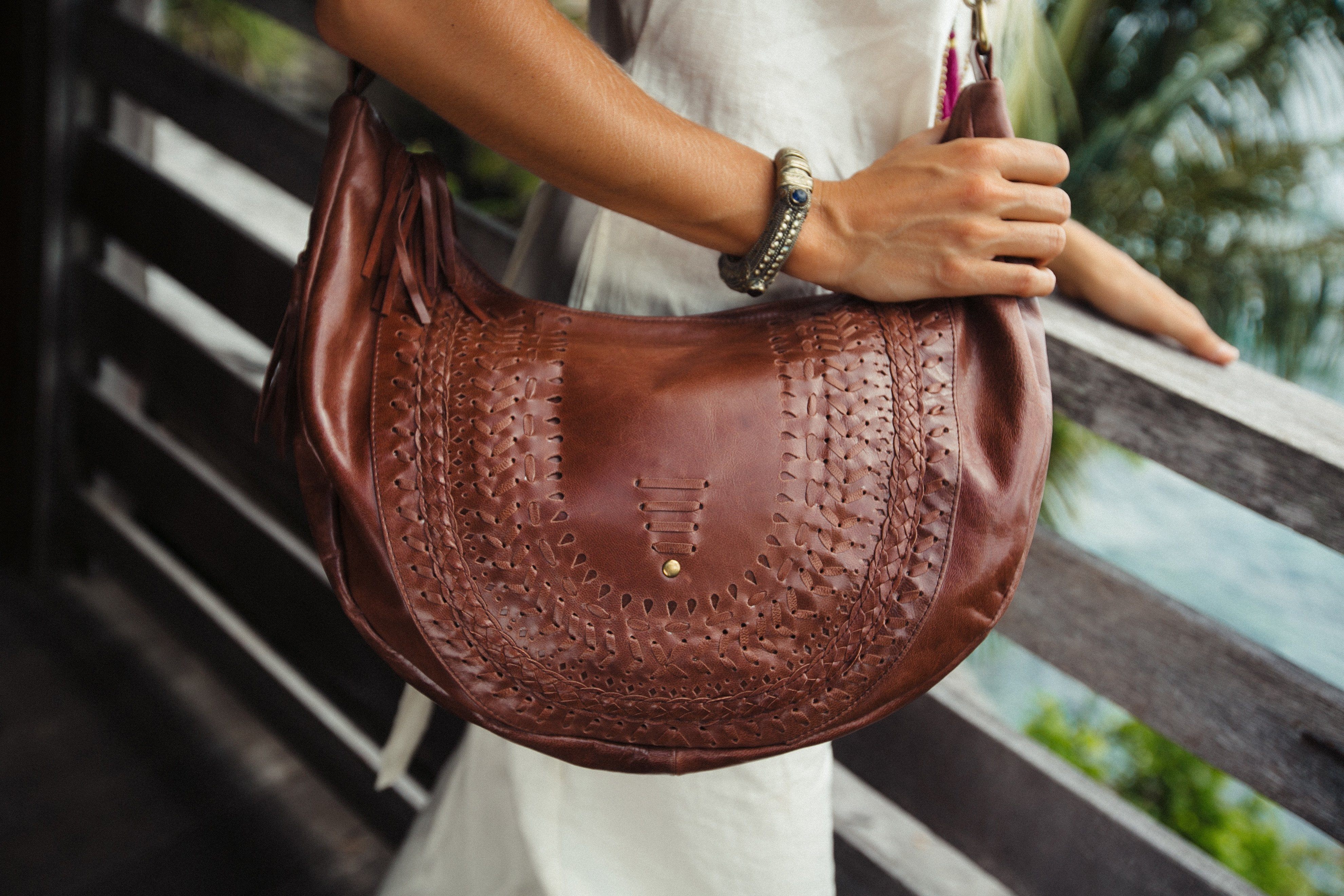 Elysian Coast Leather Crossbody Bag - Image 5